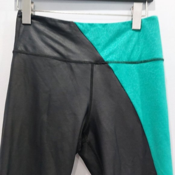 Zyia Jade River Stone Metallic Light n Tight Leggings Size Large - Picture 3 of 7